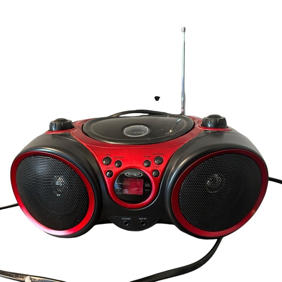 JENSEN CD-490 Portable Stereo CD Player With AM/FM Stereo Radio Boombox Red-Blk - Picture 1 of 7